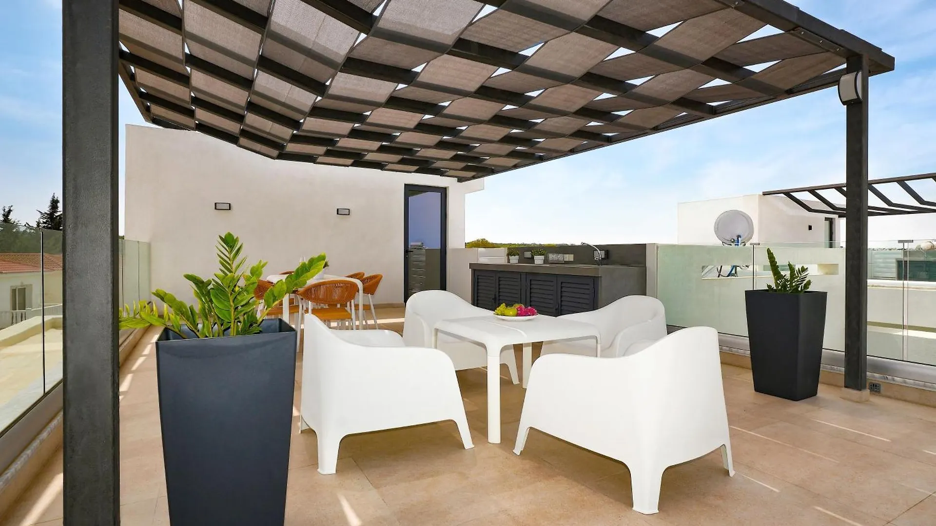 Levanda Platinum - Sunrise Sea View Protaras