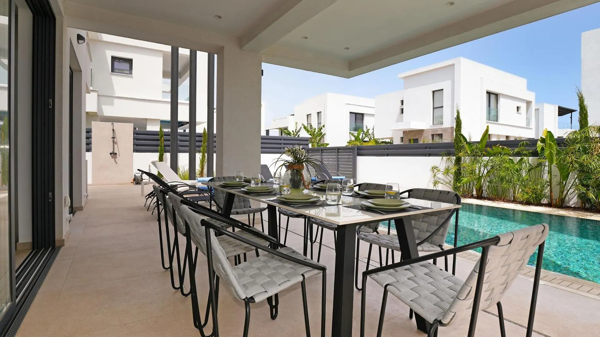Levanda Platinum - Sunrise Sea View بروتاراس 0*,  قبرص